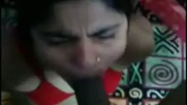 Bangladesi aunty given hot blowjob session on request