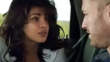 Priyanka Chopra Ka Bulu Film - Priyanka Chopra Hot Blue Film indian porn