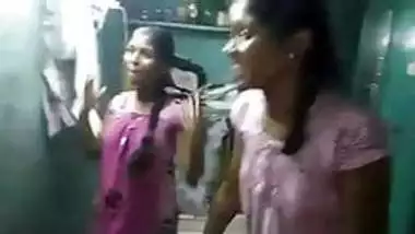 tamil lesibian school girls with audio (viral-2018)