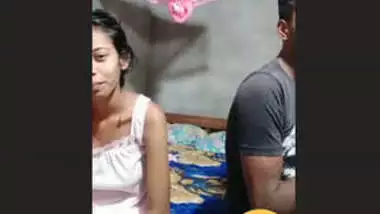 Sri Lankan Horny Cute Couple Doing Wild Show With Their Nasty Family