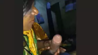 Desi Bhabhi Blowjob and Fucked