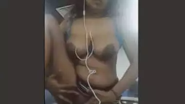 Horny Lankan Tamil girl 4 Clips Part 3