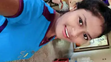 Horny Desi Girl Selfie Video