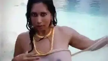 Malayali aunty nagna video