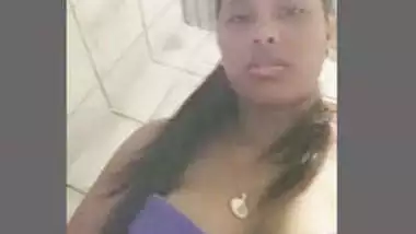 Horny Desi Tamil girl masturbating with bottle