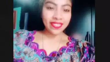 Sexy Nepali girl masturbating