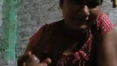 Village bhabi bj and handjob