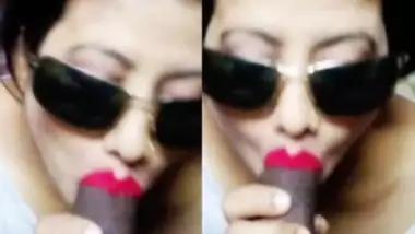 Bhabi Sucking Dick