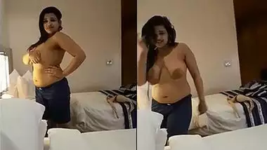 desi hot girl dancing