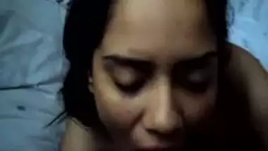 Hindi blowjob sex mms of NCR college girl Meera Kapoor