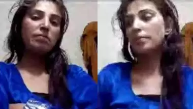 Pak Girl Showing Her Boobs And Pussy On video Cal