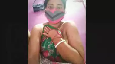 DESI INDIAN ADULT BHABHI LIVE SHOW VIDS PART 1