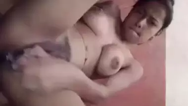 Desi young girl fingering pussy