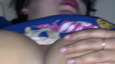 Desi chubby aunty fucking MMS