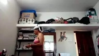 bhabhi in spy cam short clip mms