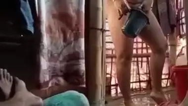 Bhabhi nude captured while bathing