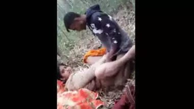 Desi prostitute fucking outdoor