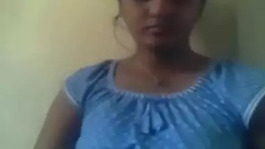 Bangla babe shows her assets on liver webcam
