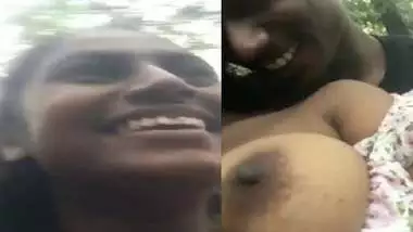 GF big boobs pressed outdoor by lover viral clip