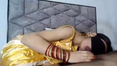 Newly married Indian girl fucked like a bitch on her honeymoon