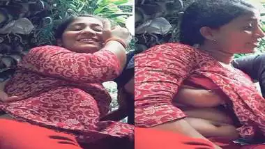 Indian lovers outdoor sex viral boob press