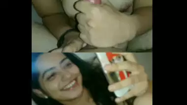Cute Desi GF Giving Blowjob & Handjob To Her BF Even When She’s Using Her Phone