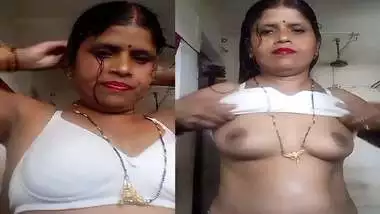 Mature village aunty sex mood topless video