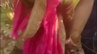 Desi college girl caught outdoor sensual fuck, leak mms video